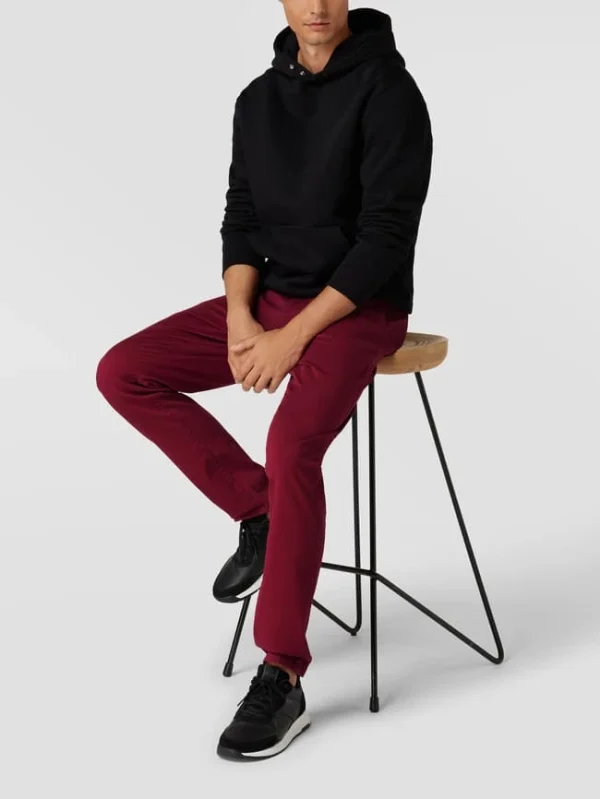 MCNEAL Super Slim Fit Chino Mit Stretch-Anteil – Bordeaux Rot 1